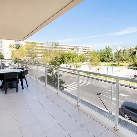 Ventura Park Cc3 Apartament *